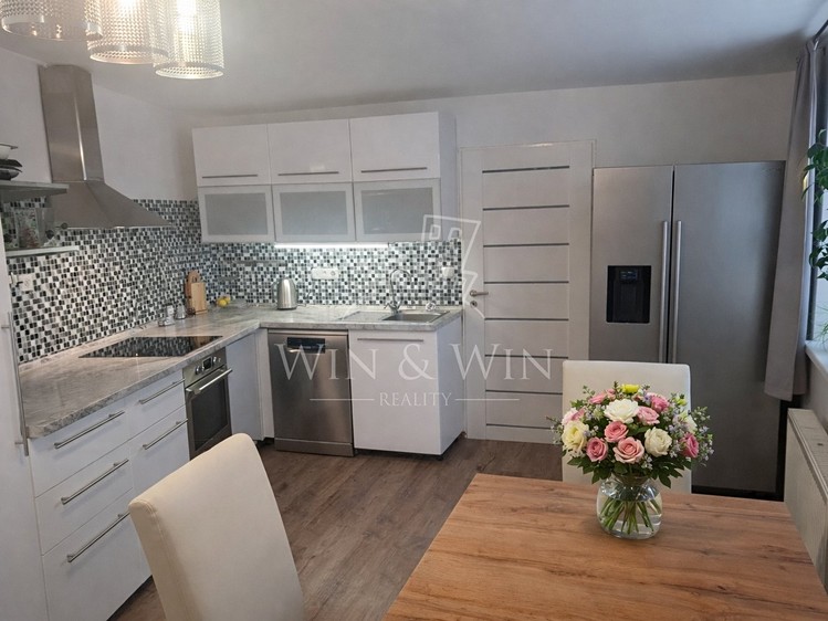 Prodej  rodinného domu 92 m², pozemek 5 m² - foto 6