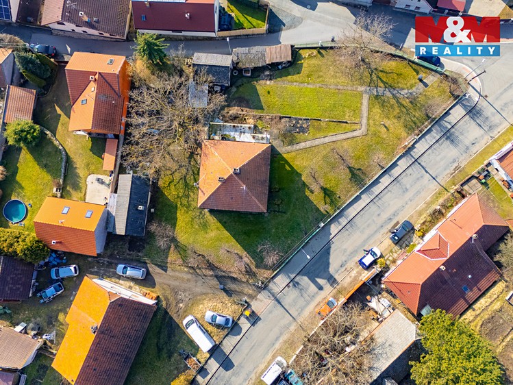 Prodej  rodinného domu 285 m², pozemek 1 677 m² - foto 3