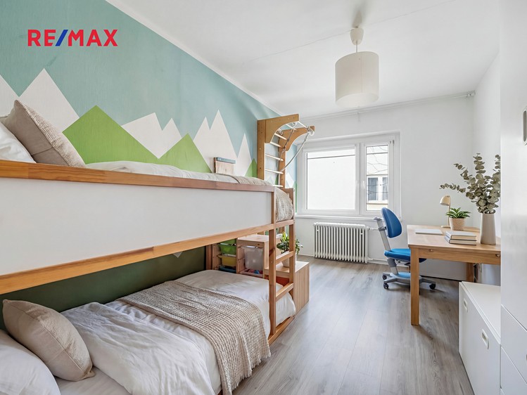 Prodej vícegeneračního domu 179 m², pozemek 875 m² - foto 4