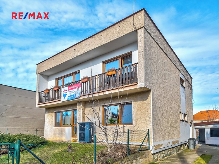 Prodej vícegeneračního domu 179 m², pozemek 875 m² - foto 8