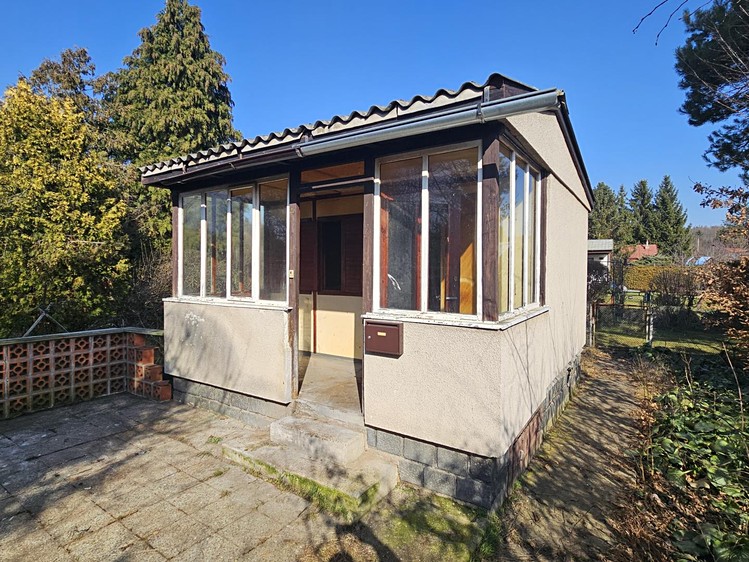 Prodej chaty 21 m², pozemek 390 m² - foto 1