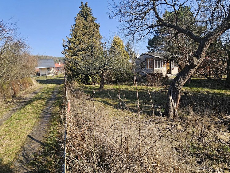 Prodej chaty 21 m², pozemek 390 m² - foto 6