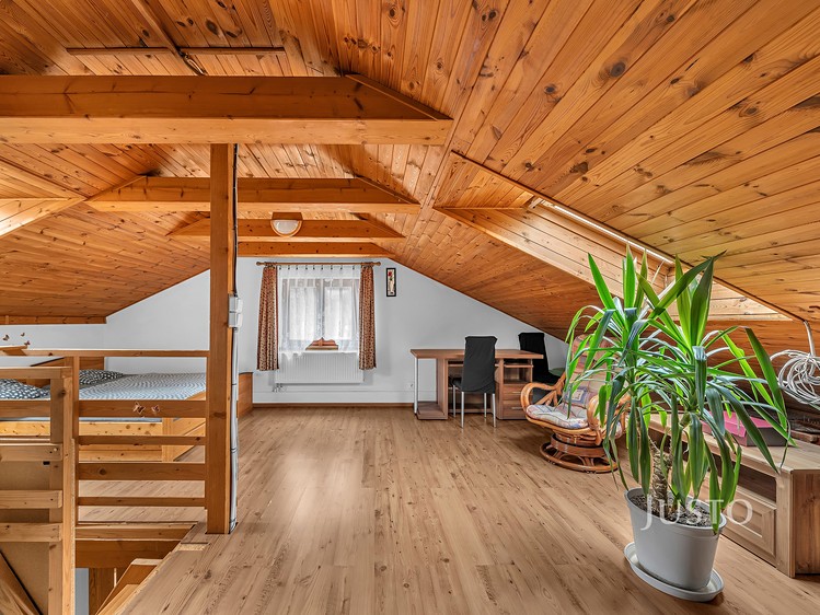 Prodej rodinného domu 107 m², pozemek 409 m² - foto 3