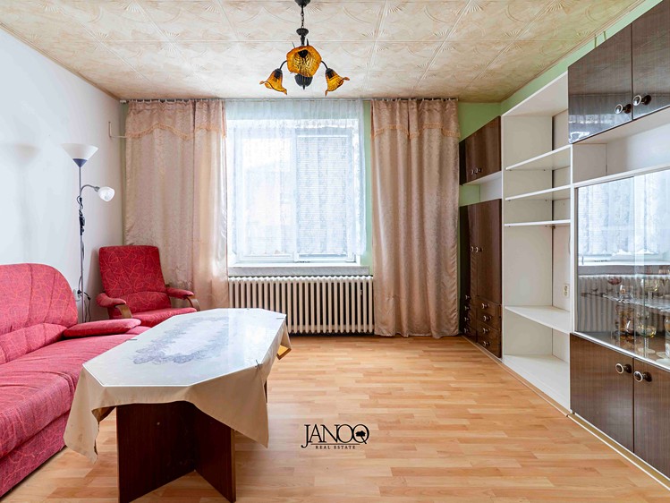Prodej rodinného domu 100 m², pozemek 774 m² - foto 2