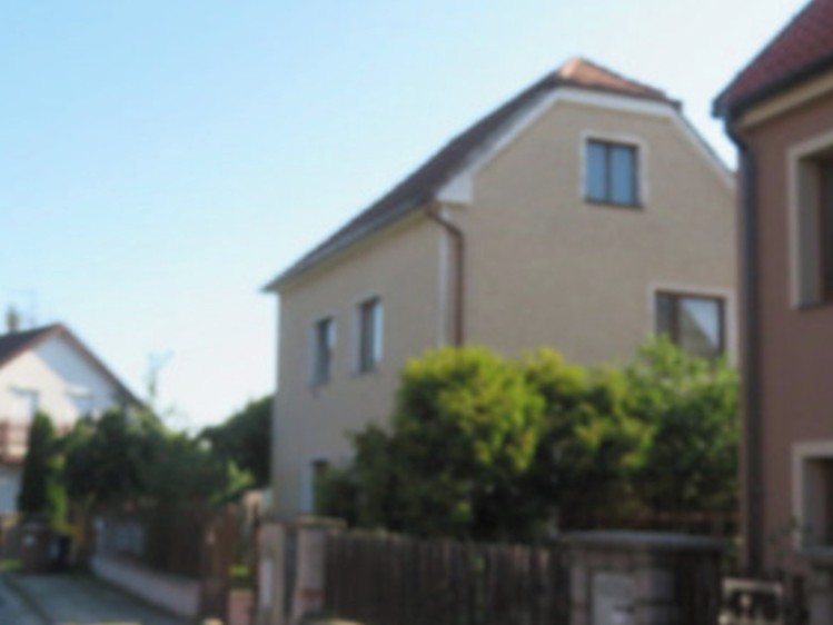 Dražba rodinného domu 200 m², pozemek 852 m² - foto 1