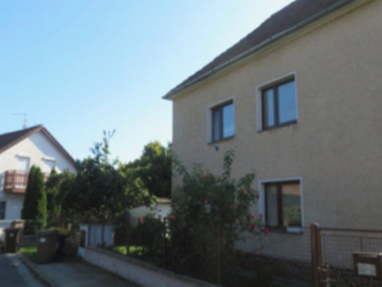 Dražba rodinného domu 200 m², pozemek 852 m² - foto 3