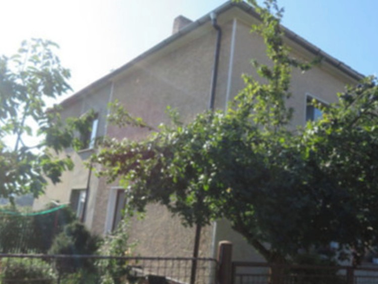 Dražba rodinného domu 200 m², pozemek 852 m² - foto 5