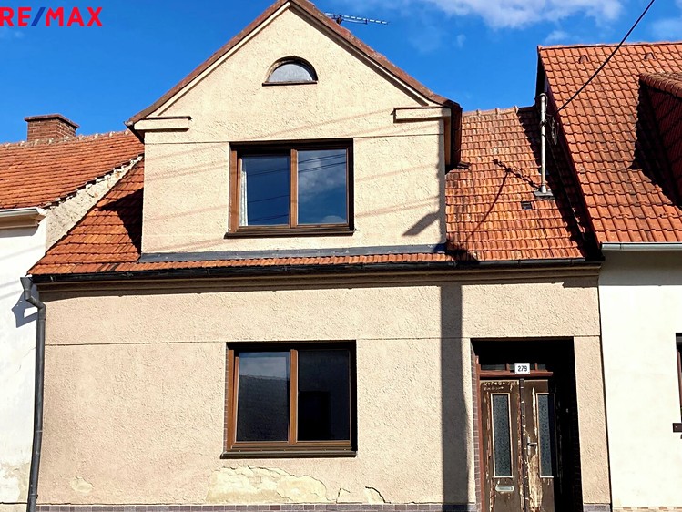 Prodej rodinného domu 90 m², pozemek 219 m² - foto 1