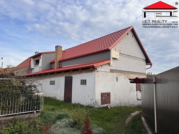 Prodej rodinného domu 135 m², pozemek 105 m² - foto 1