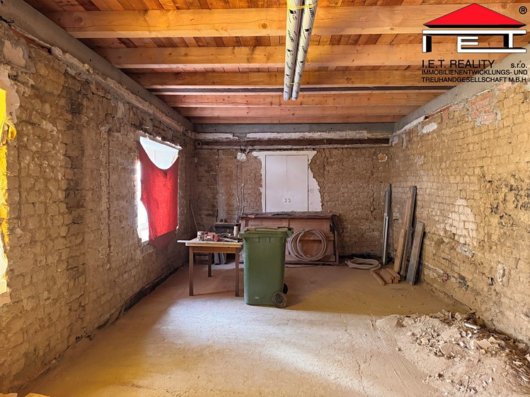 Prodej rodinného domu 135 m², pozemek 105 m² - foto 2
