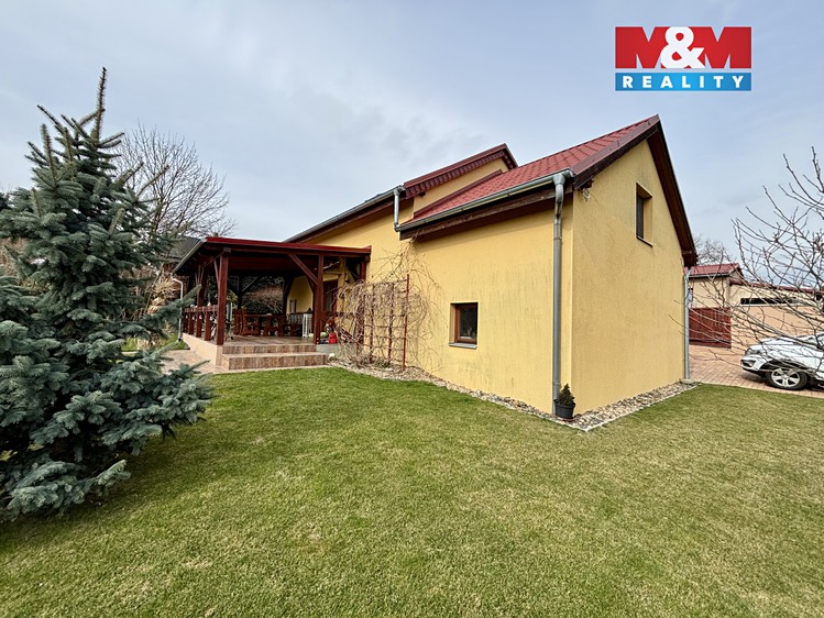 Prodej  rodinného domu 143 m², pozemek 764 m² - foto 4