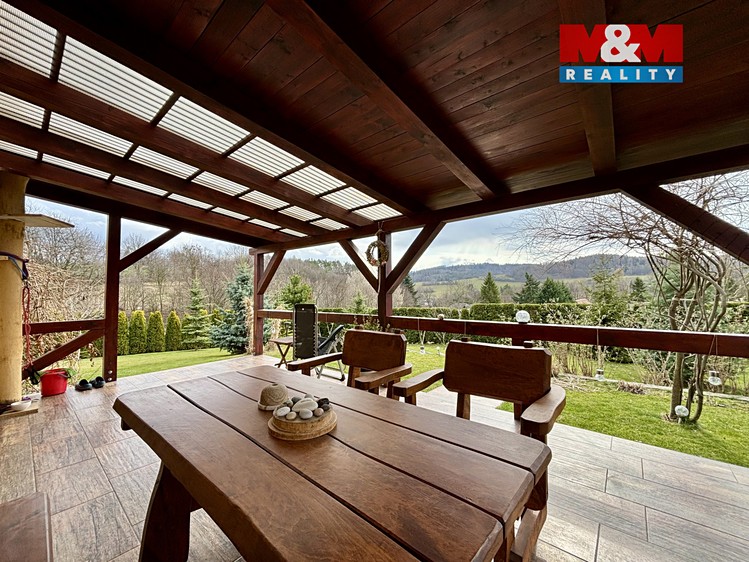 Prodej  rodinného domu 143 m², pozemek 764 m² - foto 6