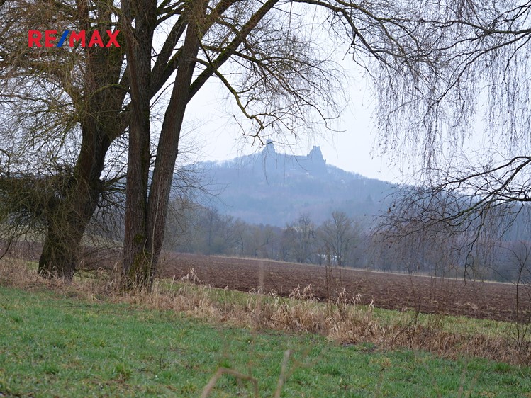 Prodej pole 1 706 m² - foto 1