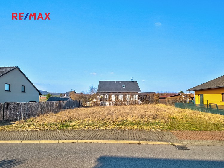 Prodej stavebního pozemku 596 m² - foto 6