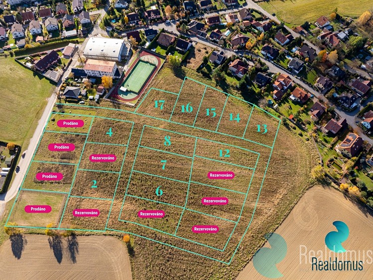 Prodej stavebního pozemku 1 000 m² - foto 1