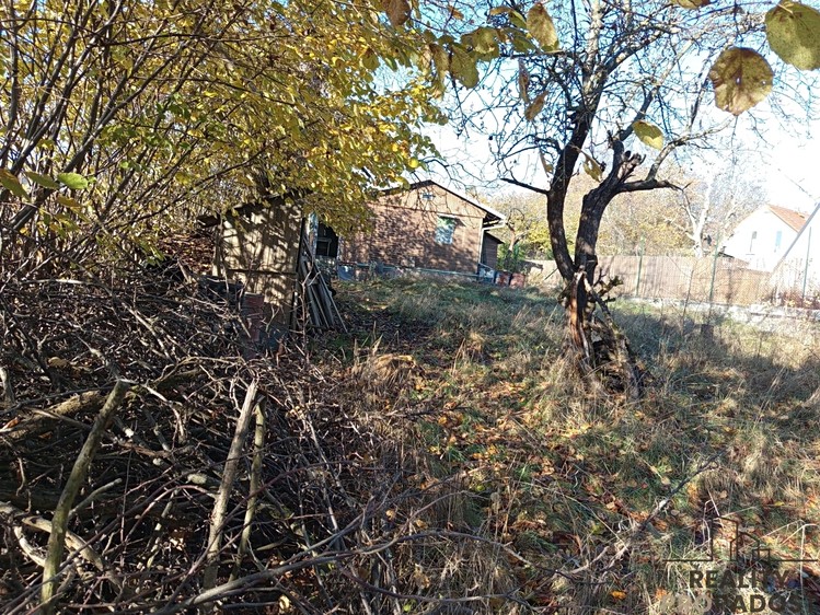 Prodej stavebního pozemku 400 m² - foto 8