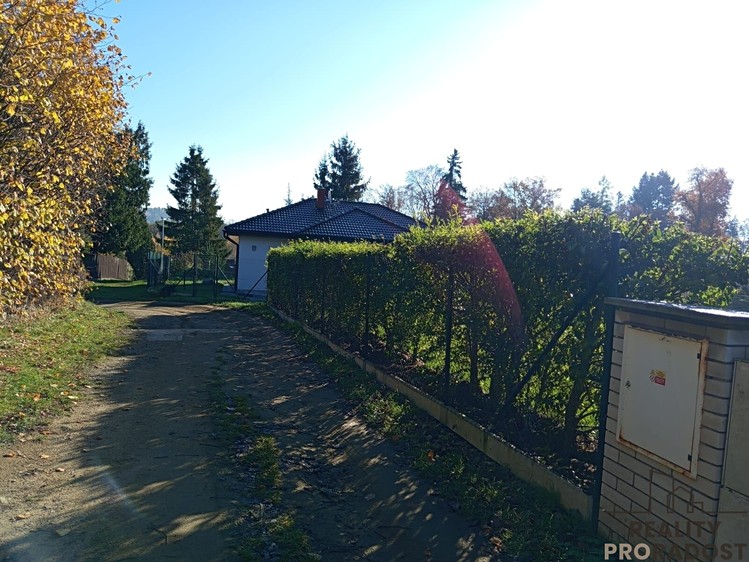 Prodej stavebního pozemku 602 m² - foto 6