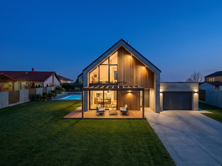 Prodej stavebního pozemku 1 256 m² - foto 4