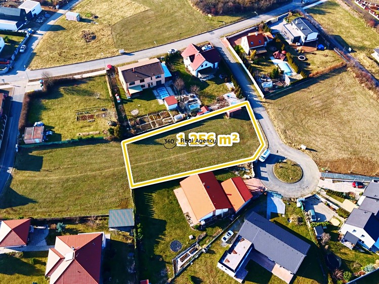 Prodej stavebního pozemku 1 256 m² - foto 3