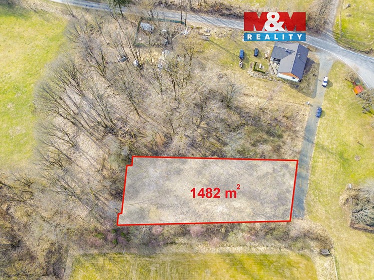 Prodej stavebního pozemku 1 482 m² - foto 1