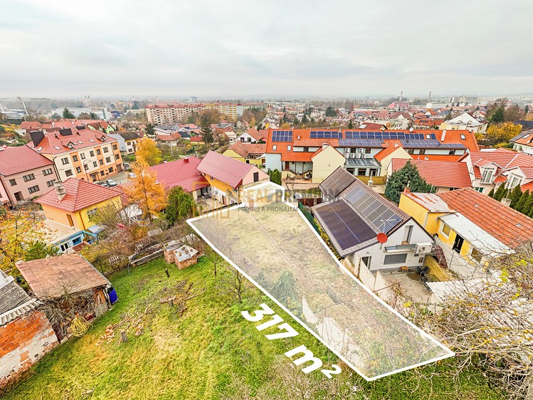 Prodej stavebního pozemku 317 m² - foto 1