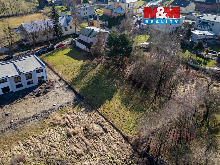 Prodej stavebního pozemku 1 482 m² - foto 1