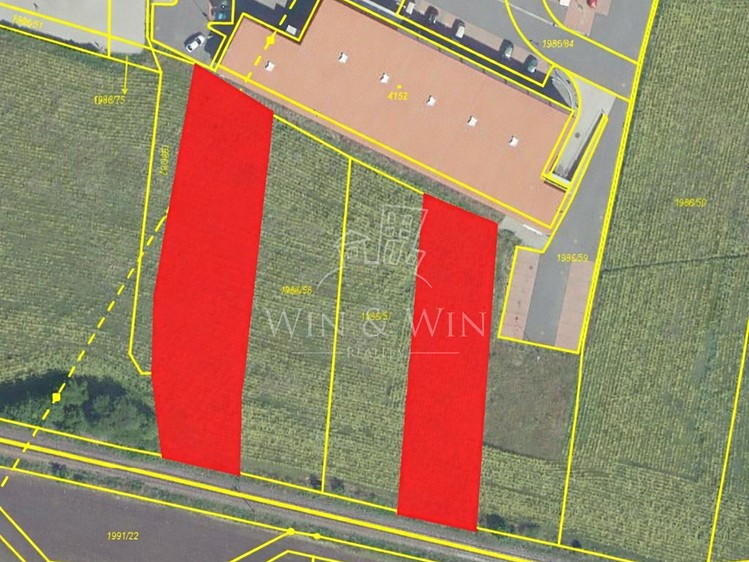 Prodej komerčního pozemku 2 455 m² - foto 1