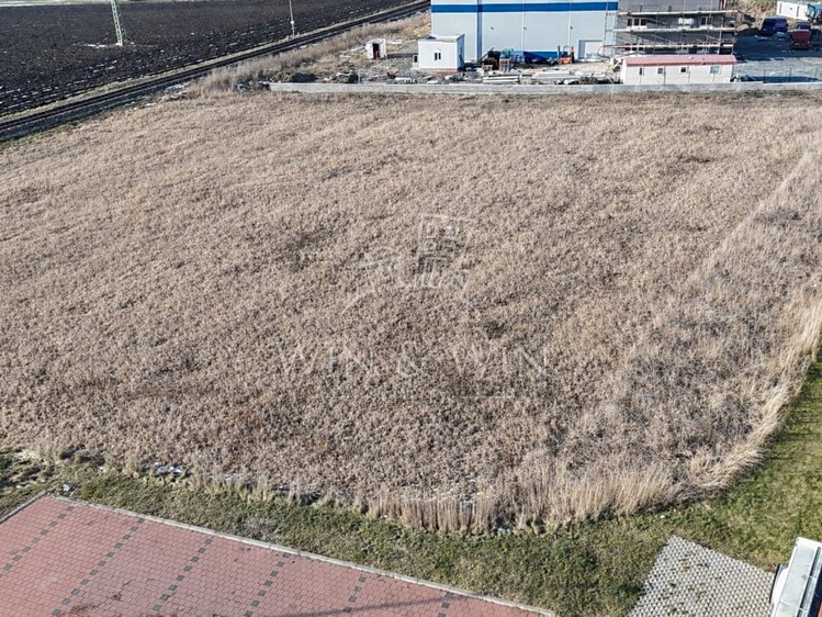 Prodej komerčního pozemku 2 455 m² - foto 5