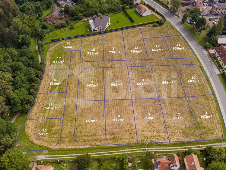 Prodej stavebního pozemku 535 m² - foto 5