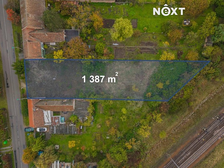 Prodej  stavebního pozemku 1 387 m² - foto 8