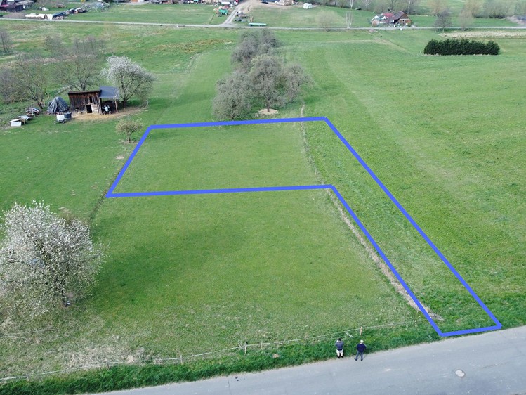 Prodej stavebního pozemku 1 286 m² - foto 1
