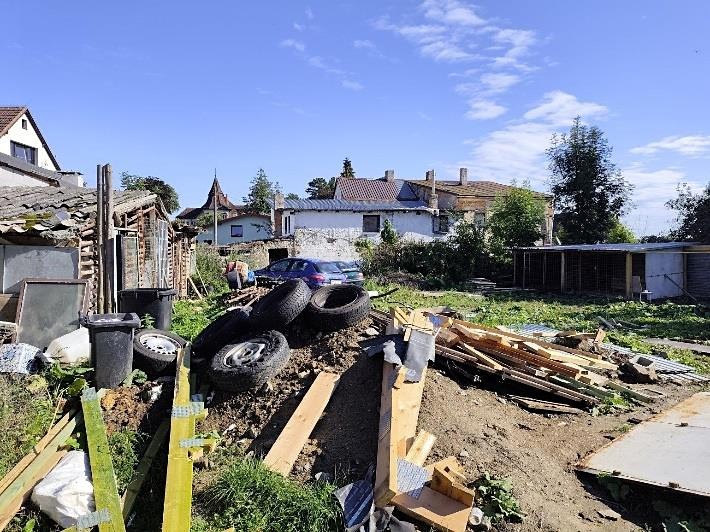Dražba stavebního pozemku 896 m² - foto 2