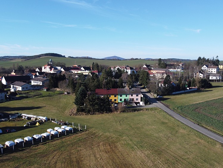 Prodej stavebního pozemku 1 513 m² - foto 2