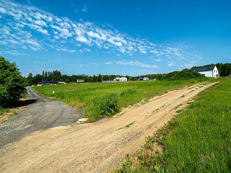 Prodej stavebního pozemku 943 m² - foto 6
