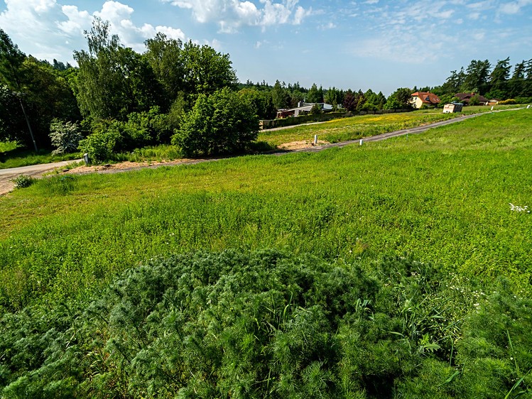 Prodej stavebního pozemku 943 m² - foto 7