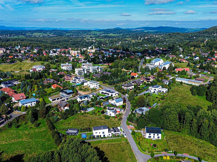 Prodej stavebního pozemku 1 866 m² - foto 4