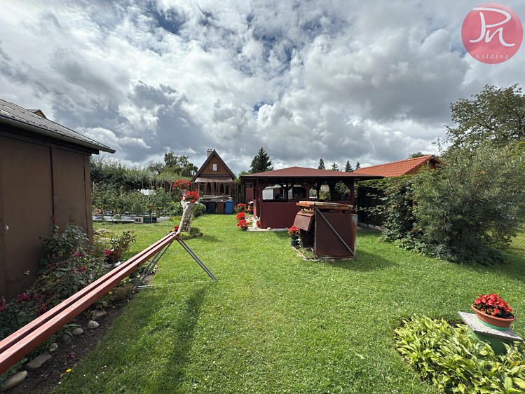 Prodej stavebního pozemku 914 m² - foto 6