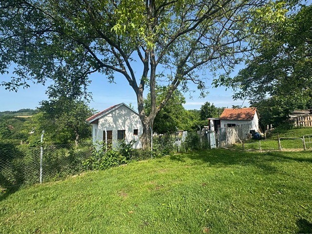 Prodej zahrady 957 m² - foto 1