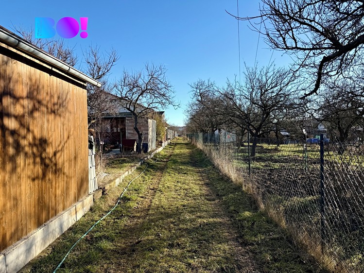 Prodej stavebního pozemku 1 809 m² - foto 5