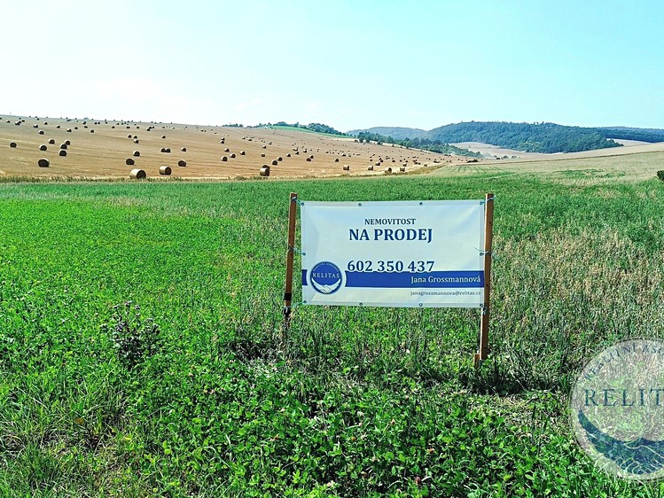 Prodej  stavebního pozemku 2 551 m² - foto 8