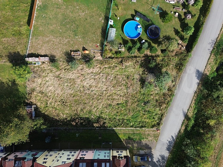Prodej stavebního pozemku 896 m² - foto 4