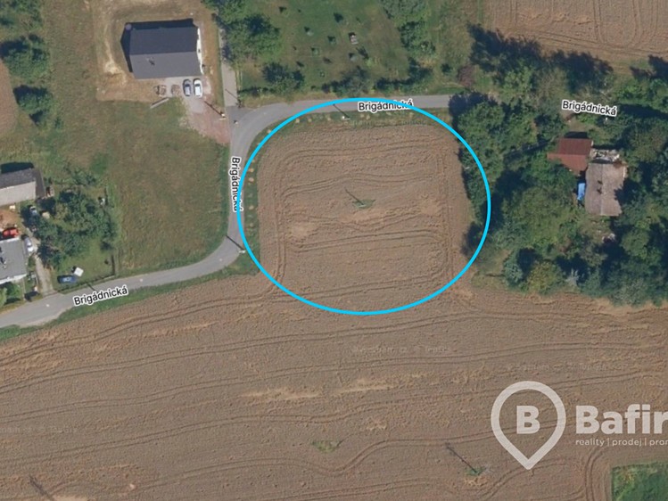 Prodej stavebního pozemku 2 037 m² - foto 4