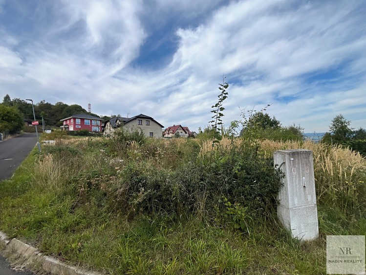 Prodej stavebního pozemku 1 126 m² - foto 2