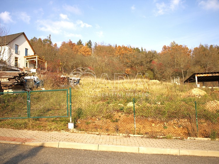 Prodej  stavebního pozemku 1 037 m² - foto 6