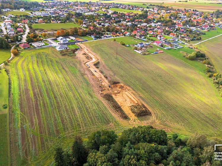 Prodej stavebního pozemku 1 312 m² - foto 2