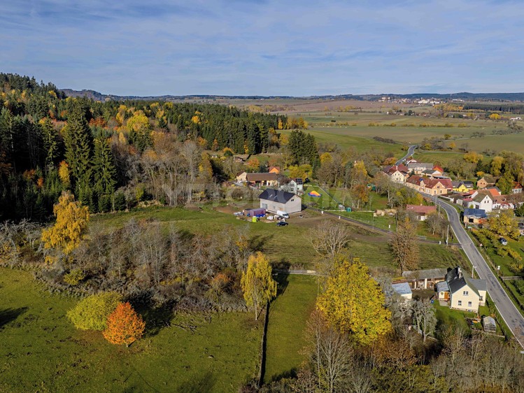 Prodej stavebního pozemku 4 381 m² - foto 8