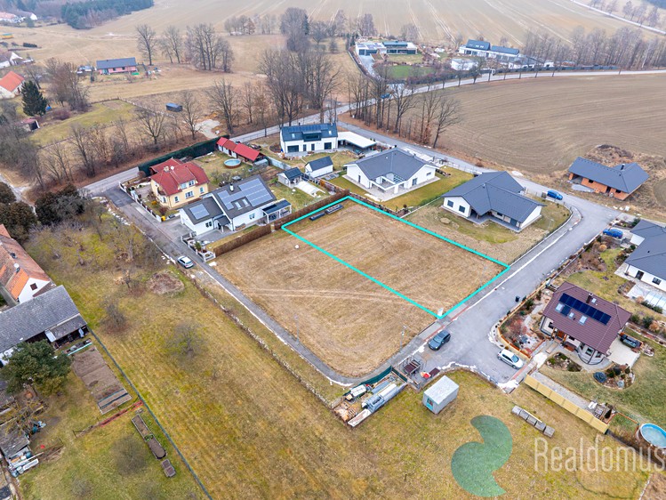 Prodej stavebního pozemku 955 m² - foto 4