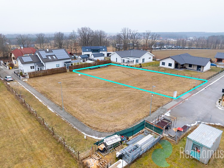 Prodej stavebního pozemku 955 m² - foto 8