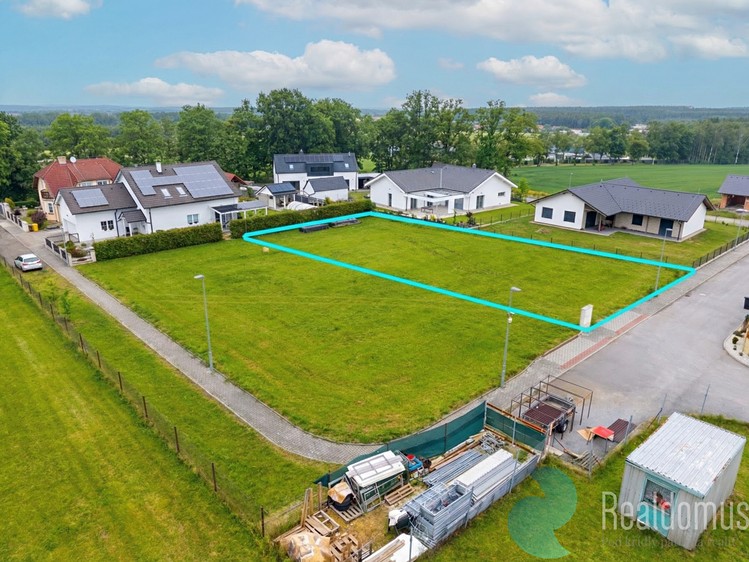 Prodej stavebního pozemku 955 m² - foto 7