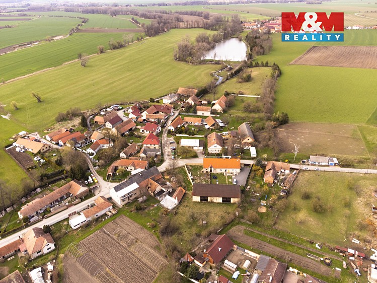 Prodej stavebního pozemku 1 565 m² - foto 3